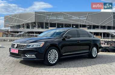 Седан Volkswagen Passat 2016 в Львові