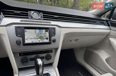 Универсал Volkswagen Passat 2016 в 