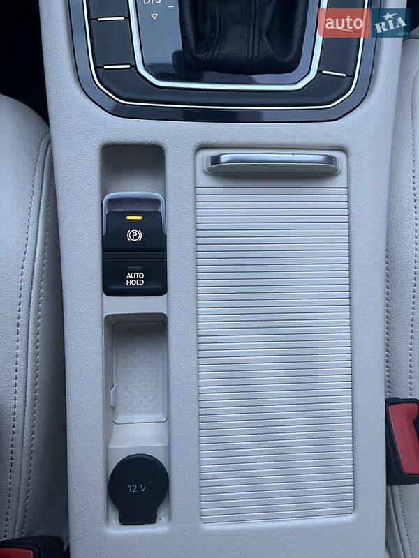 Универсал Volkswagen Passat 2018 в Бердичеве