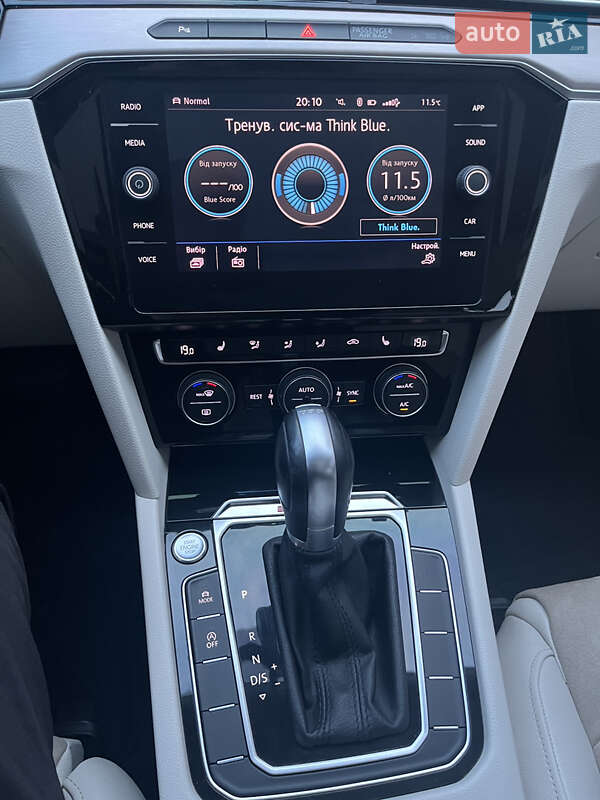 Универсал Volkswagen Passat 2018 в Бердичеве