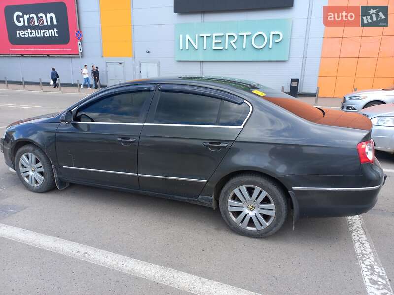 Седан Volkswagen Passat 2006 в Полтаві