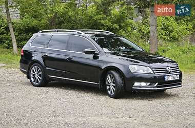 Универсал Volkswagen Passat 2012 в Стрые