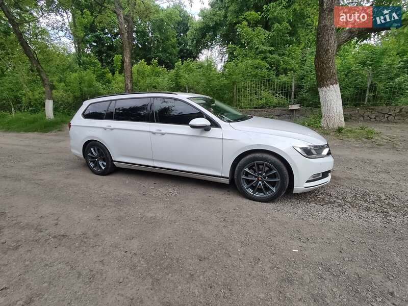 Універсал Volkswagen Passat 2015 в 