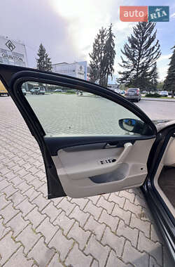 Универсал Volkswagen Passat 2012 в 