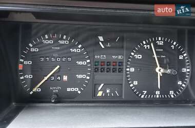 Хэтчбек Volkswagen Passat 1987 в Черновцах