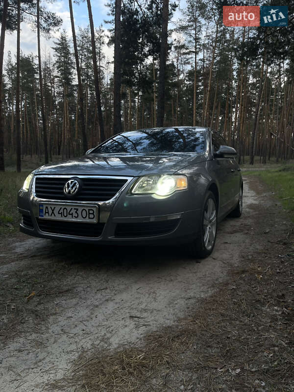 Седан Volkswagen Passat 2007 в Харкові
