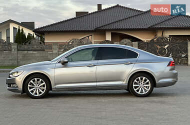 Седан Volkswagen Passat 2018 в 