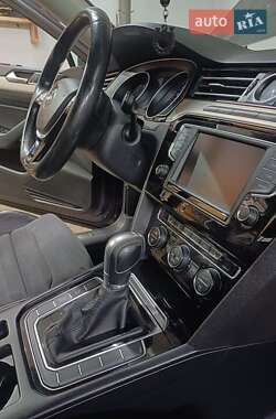 Універсал Volkswagen Passat 2015 в 