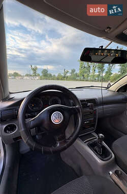 Универсал Volkswagen Passat 2004 в 