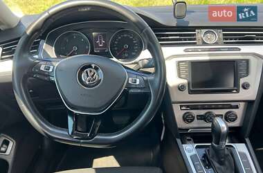 Універсал Volkswagen Passat 2015 в 