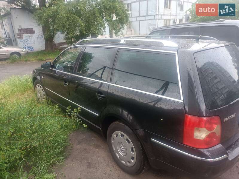 Универсал Volkswagen Passat 2002 в Запорожье