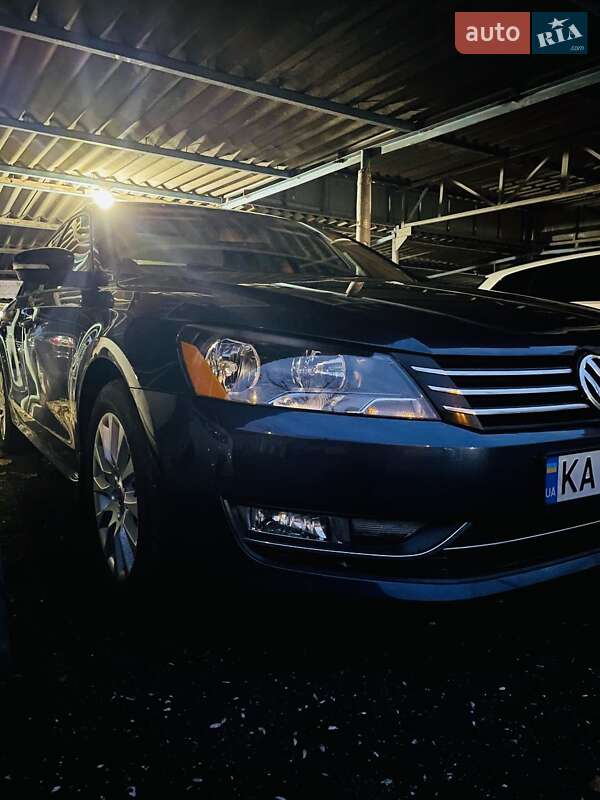 Седан Volkswagen Passat 2013 в Одессе