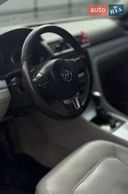 Седан Volkswagen Passat 2012 в Жашкове