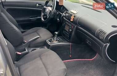 Универсал Volkswagen Passat 2003 в 