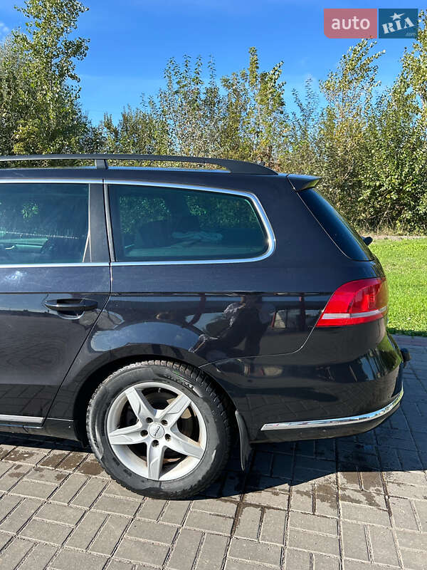 Универсал Volkswagen Passat 2012 в Нововолынске фото 3 Универсал Volkswagen Passat 2012 в Нововолынске