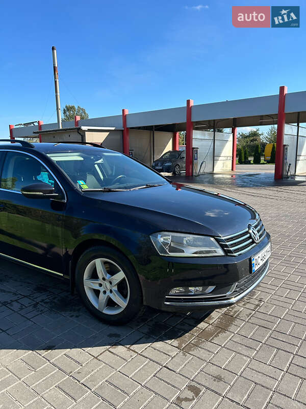 Универсал Volkswagen Passat 2012 в Нововолынске фото 7 Универсал Volkswagen Passat 2012 в Нововолынске