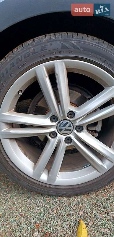 Седан Volkswagen Passat 2015 в Нікополі