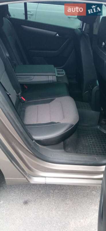 Седан Volkswagen Passat 2011 в Вінниці