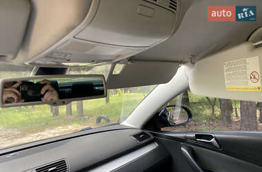 Седан Volkswagen Passat 2009 в 