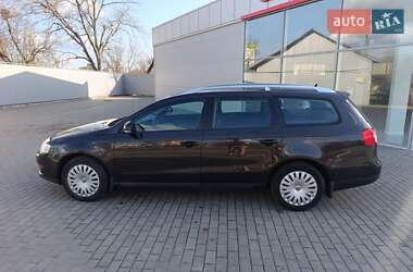Універсал Volkswagen Passat 2006 в 