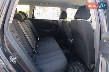 Універсал Volkswagen Passat 2006 в 