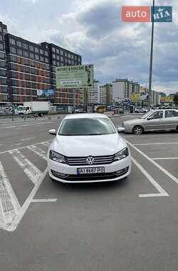 Седан Volkswagen Passat 2014 в Києві