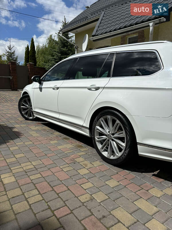 Универсал Volkswagen Passat 2018 в Ровно