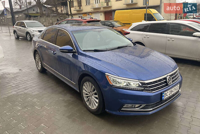 Седан Volkswagen Passat 2017 в Ивано-Франковске