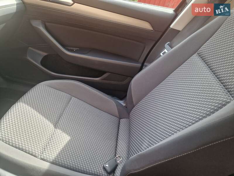 Универсал Volkswagen Passat 2020 в Мукачево