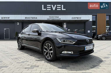 Седан Volkswagen Passat 2015 в 