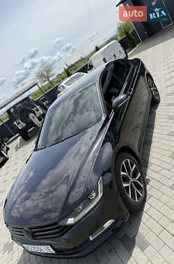 Седан Volkswagen Passat 2015 в 