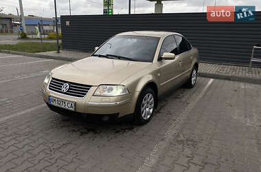 Седан Volkswagen Passat 2003 в Житомирі