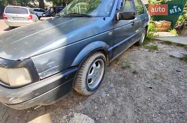 Седан Volkswagen Passat 1989 в Черновцах