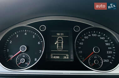 Седан Volkswagen Passat 2012 в 