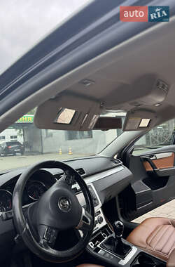 Универсал Volkswagen Passat 2012 в 