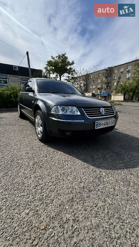 Седан Volkswagen Passat 2002 в Белгороде-Днестровском