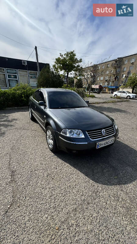 Седан Volkswagen Passat 2002 в Белгороде-Днестровском