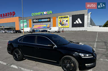 Седан Volkswagen Passat 2012 в 