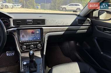 Седан Volkswagen Passat 2018 в 