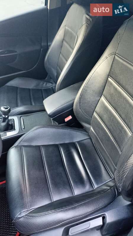 Универсал Volkswagen Passat 2006 в Днепре фото 48 Универсал Volkswagen Passat 2006 в Днепре