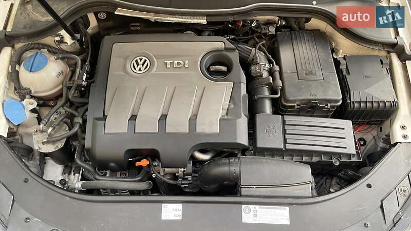 Универсал Volkswagen Passat 2012 в Измаиле