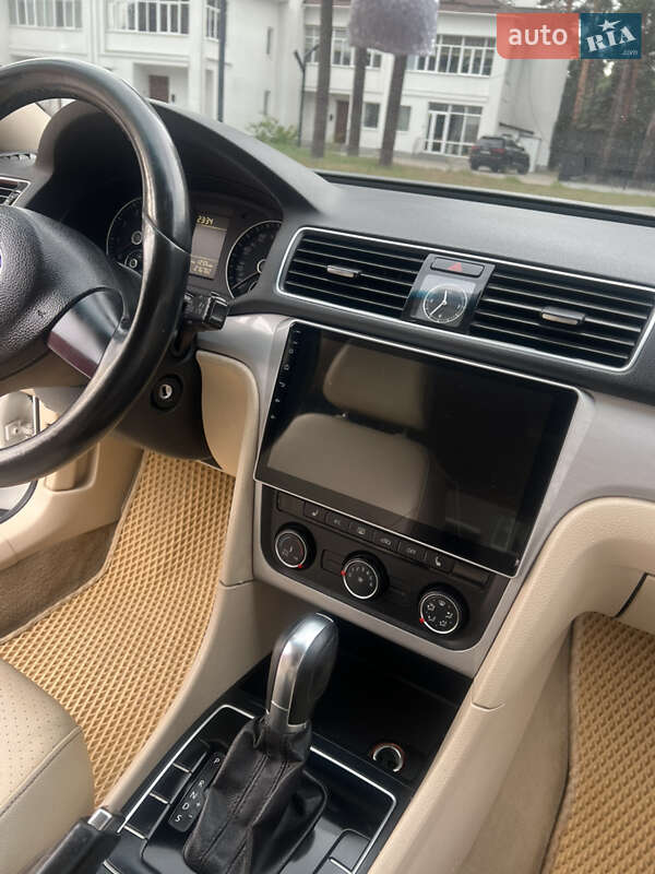 Седан Volkswagen Passat 2014 в Ахтырке фото 25 Седан Volkswagen Passat 2014 в Ахтырке