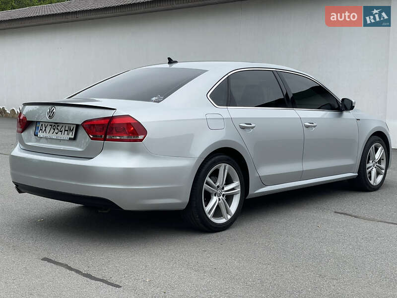 Седан Volkswagen Passat 2013 в Харькове