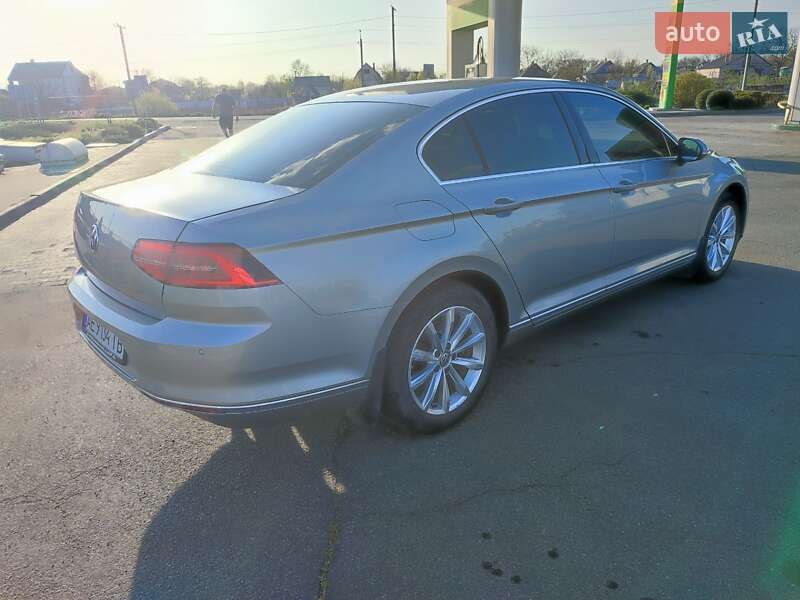 Седан Volkswagen Passat 2015 в Петропавлівці