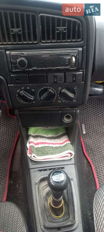 Универсал Volkswagen Passat 1993 в Кролевце