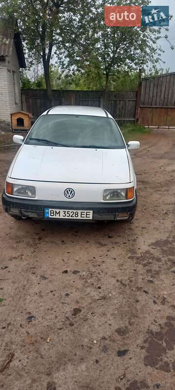 Универсал Volkswagen Passat 1993 в 
