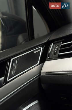Універсал Volkswagen Passat 2015 в 