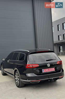Універсал Volkswagen Passat 2015 в 