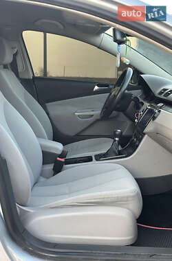 Седан Volkswagen Passat 2007 в 