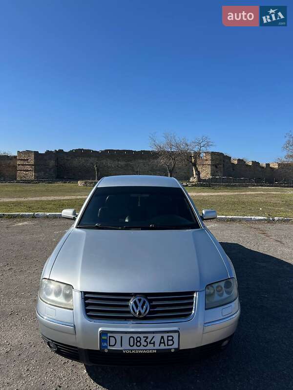 Седан Volkswagen Passat 2002 в 